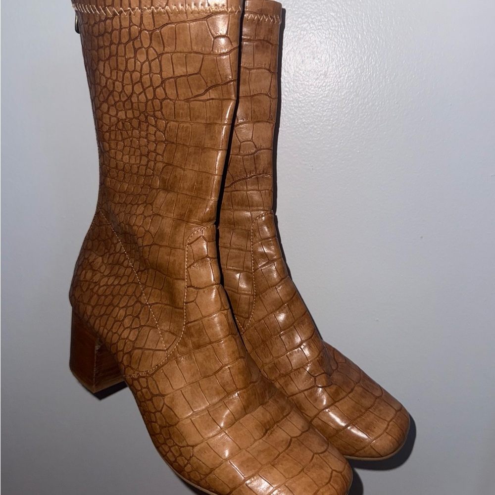 Brown Croc-Embossed Women's Boots